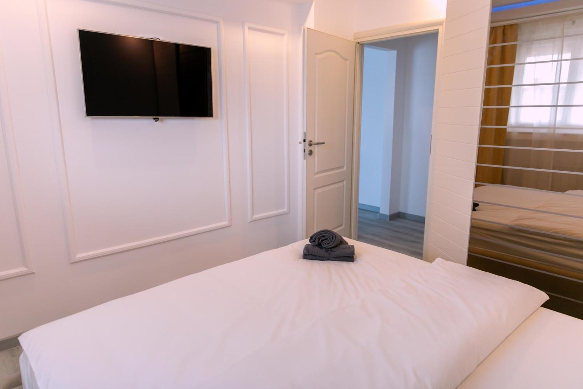 Nicolae Balcescu Dream House Apartment Bucharest Luaran gambar