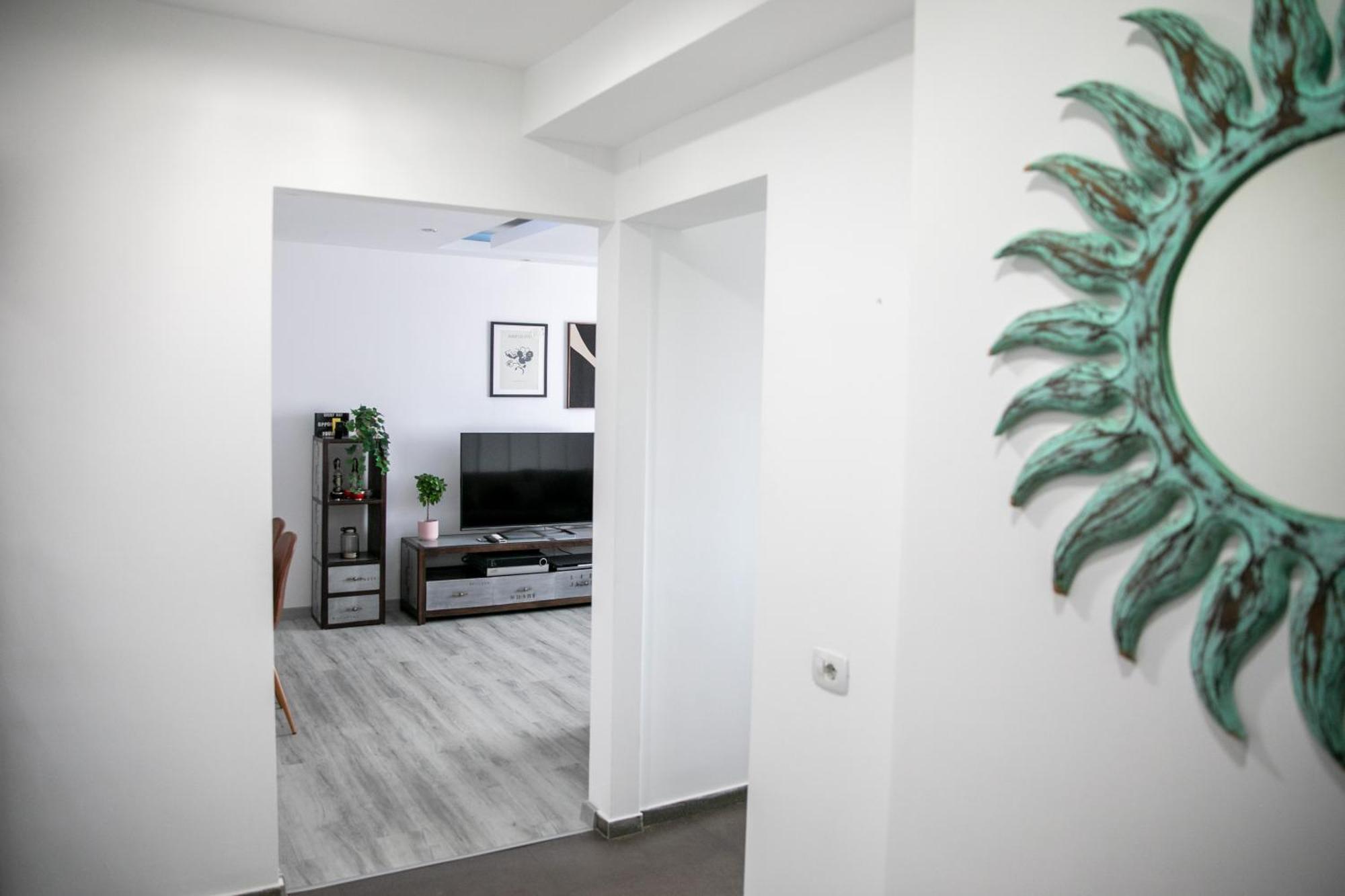 Nicolae Balcescu Dream House Apartment Bucharest Luaran gambar